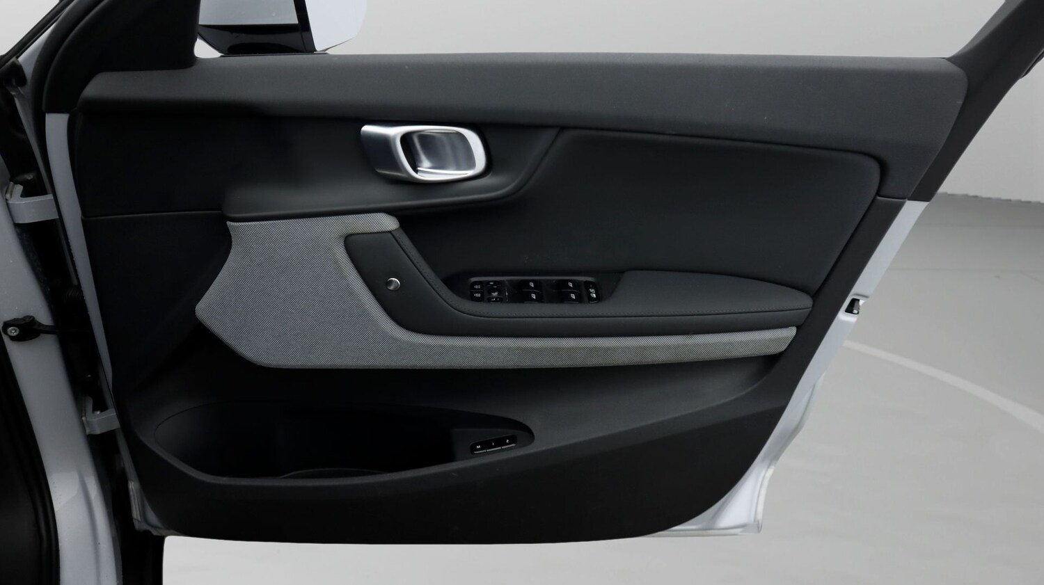 Used Polestar Polestar 2 2023 for sale - 77649780: Photo 15