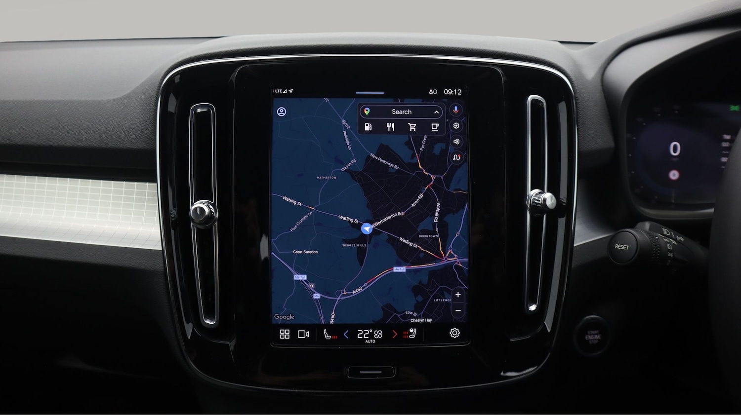 Used Volvo XC40 2023 for sale - 77410811: Photo 11