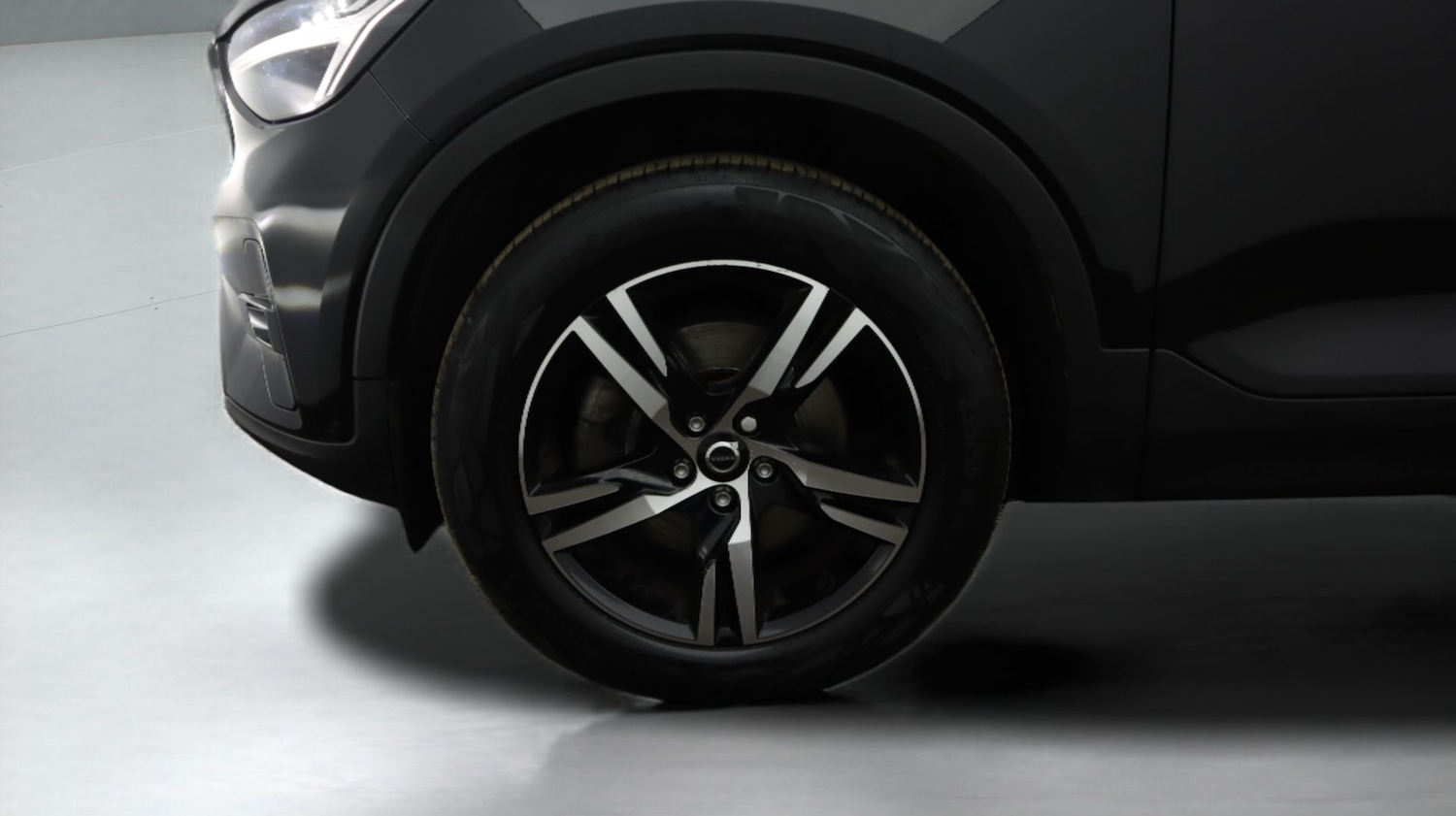 Used Volvo XC40 2023 for sale - 77410811: Photo 18