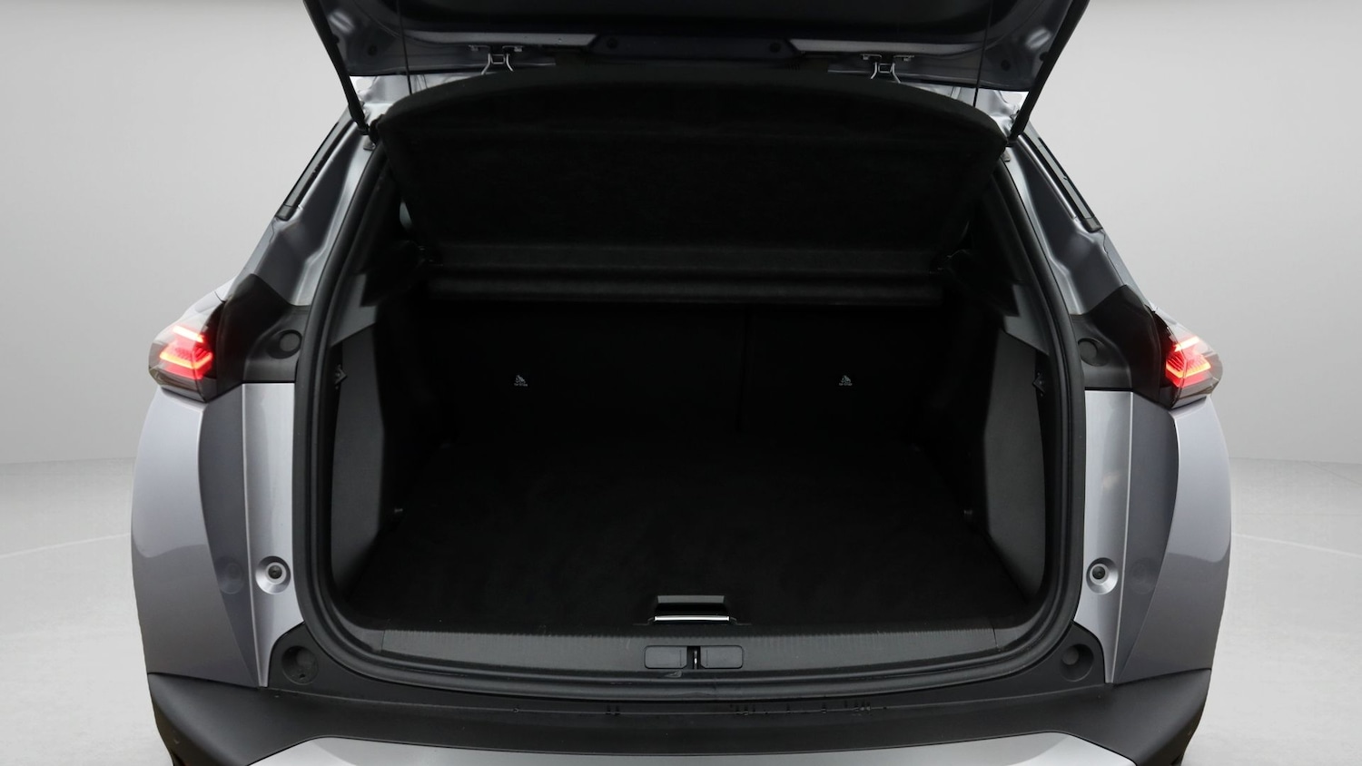 Used Peugeot 2008 2023 for sale - 77776095: Photo 17