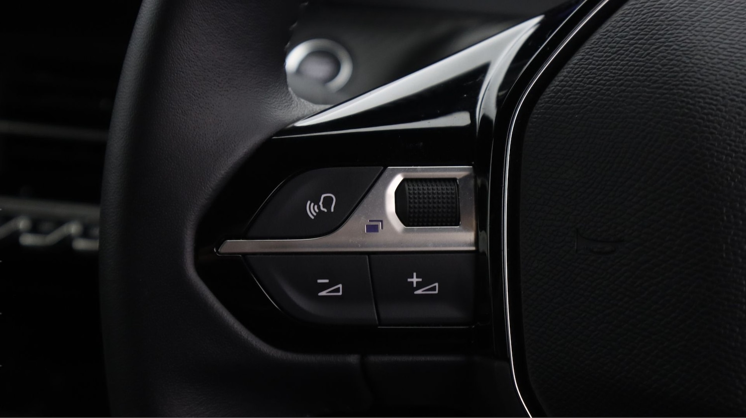 Used Peugeot 2008 2023 for sale - 77776095: Photo 20