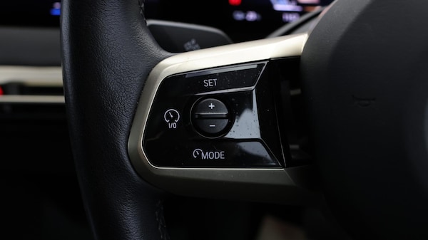Used BMW iX 2022 for sale - 76246552: Photo 25