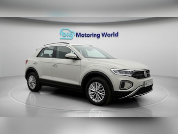 Used Volkswagen T-Roc 2022 for sale - 77461001: Photo
