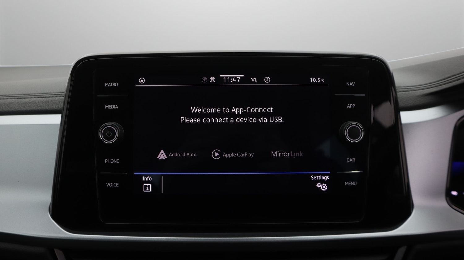 Used Volkswagen T-Roc 2022 for sale - 77461001: Photo 22