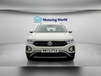 Used Volkswagen T-Roc 2022 for sale - 77461001: Photo
