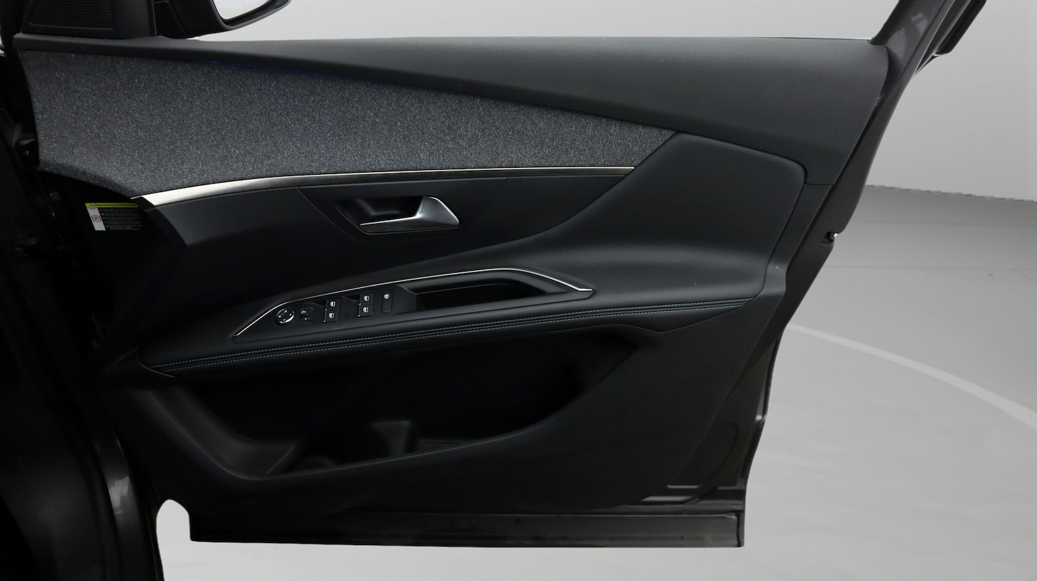 Used Peugeot 3008 2023 for sale - 77694537: Photo 15