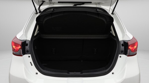 Used Mazda Mazda2 2023 for sale - 76307099: Photo 18