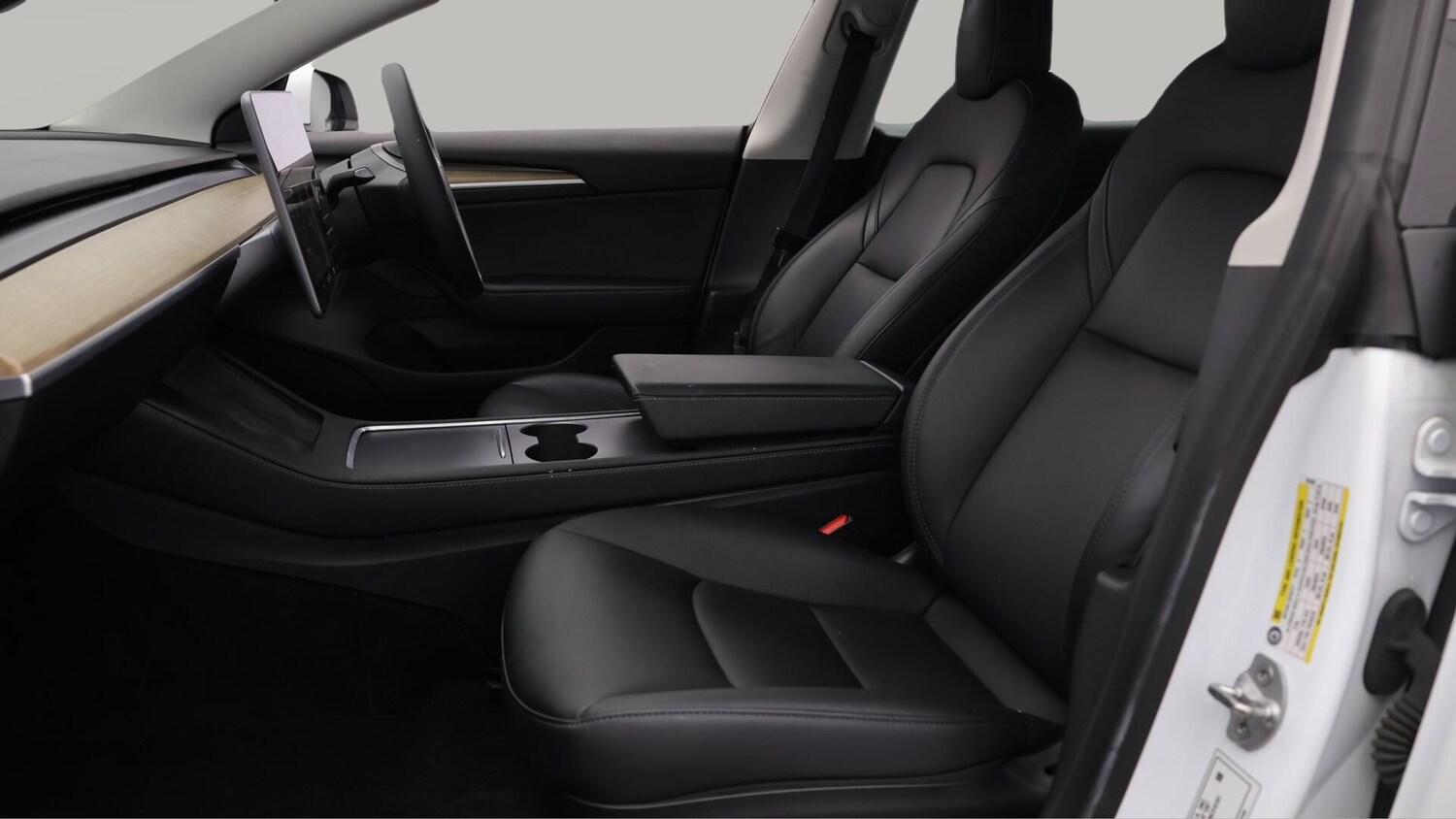 Used Tesla Model 3 2021 for sale - 76099383: Photo 15