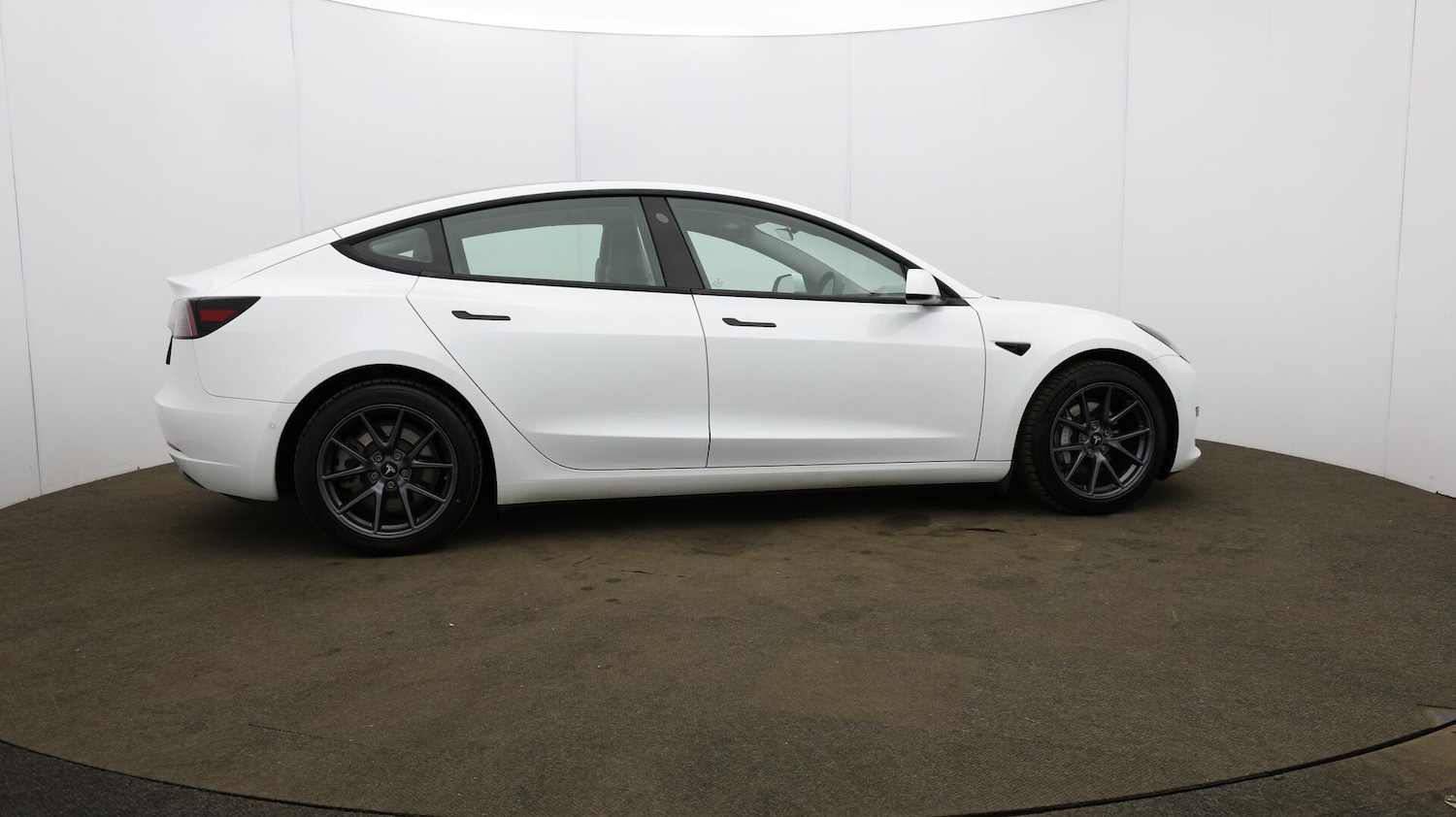 Used Tesla Model 3 2021 for sale - 76099383: Photo 56