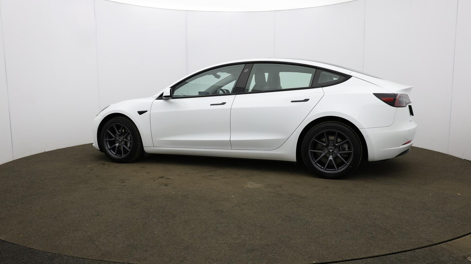 Used Tesla Model 3 2021 for sale - 76099383: Photo 70