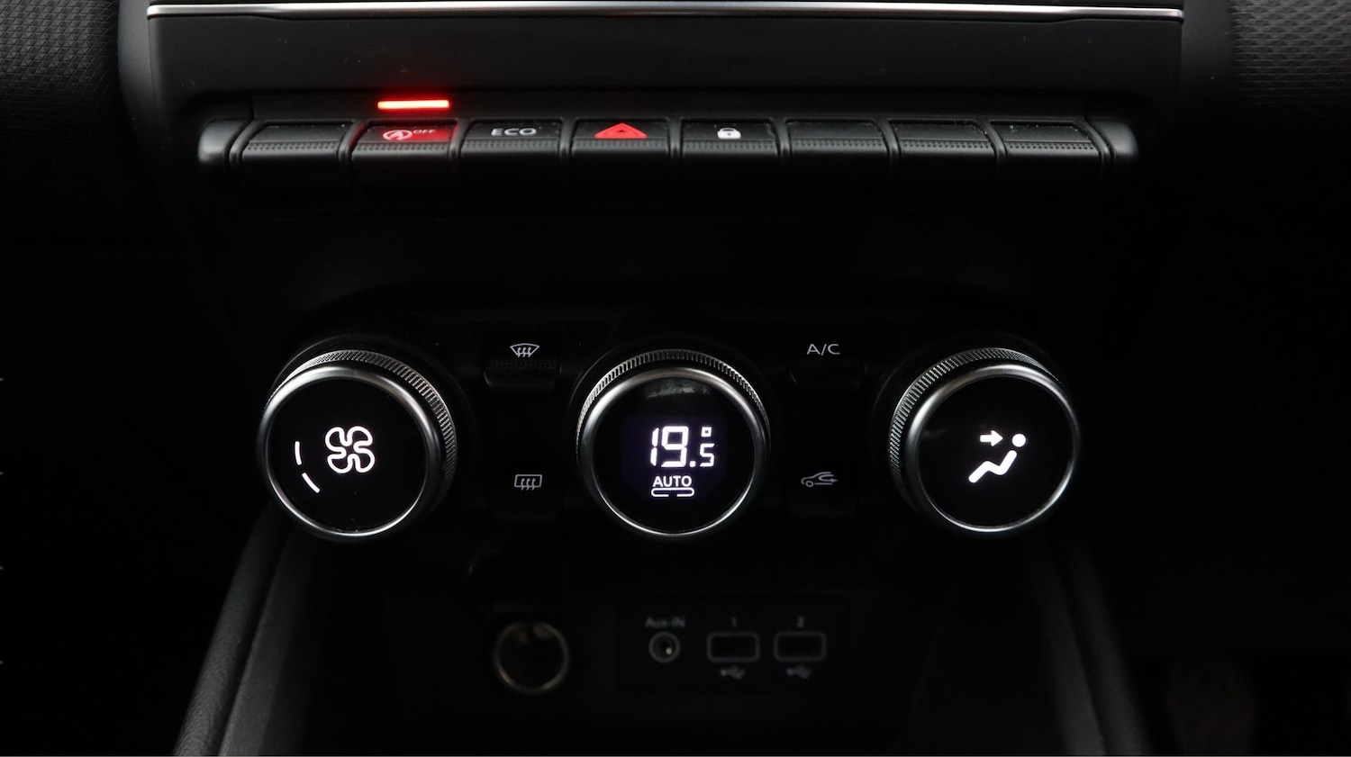 Used Renault Clio 2023 for sale - 77991858: Photo 12