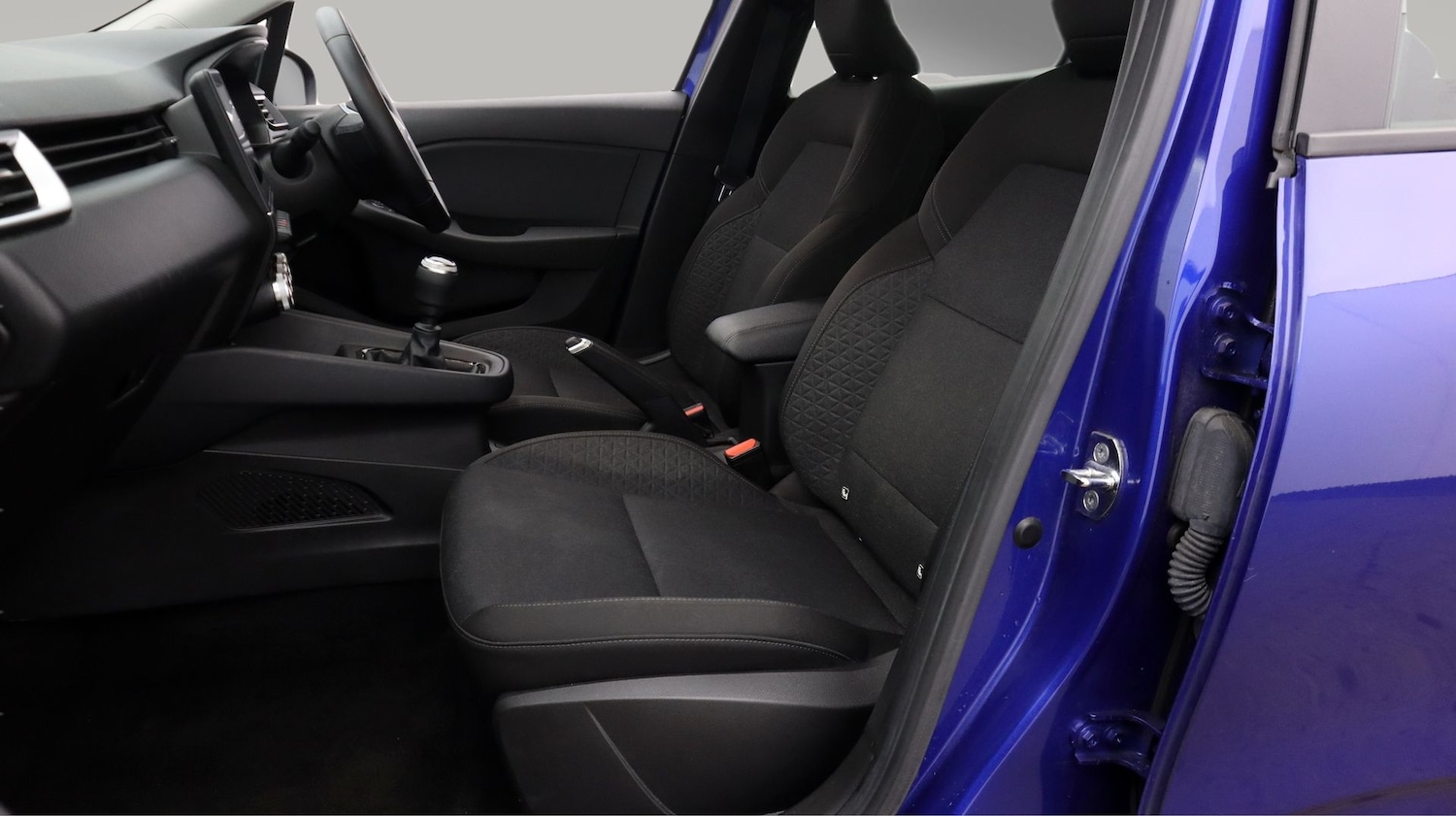 Used Renault Clio 2023 for sale - 77991858: Photo 14