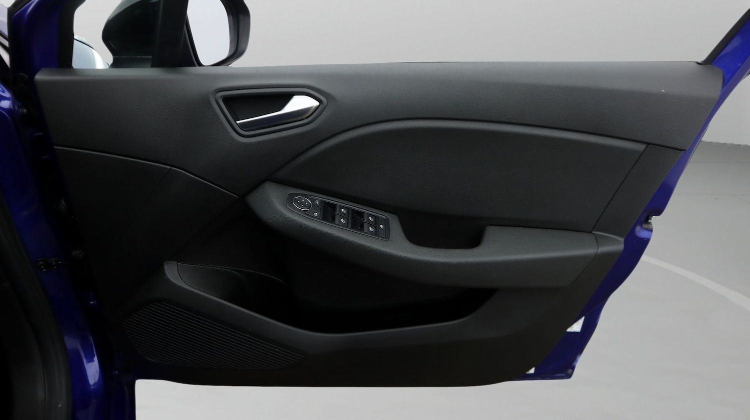 Used Renault Clio 2023 for sale - 77991858: Photo 15