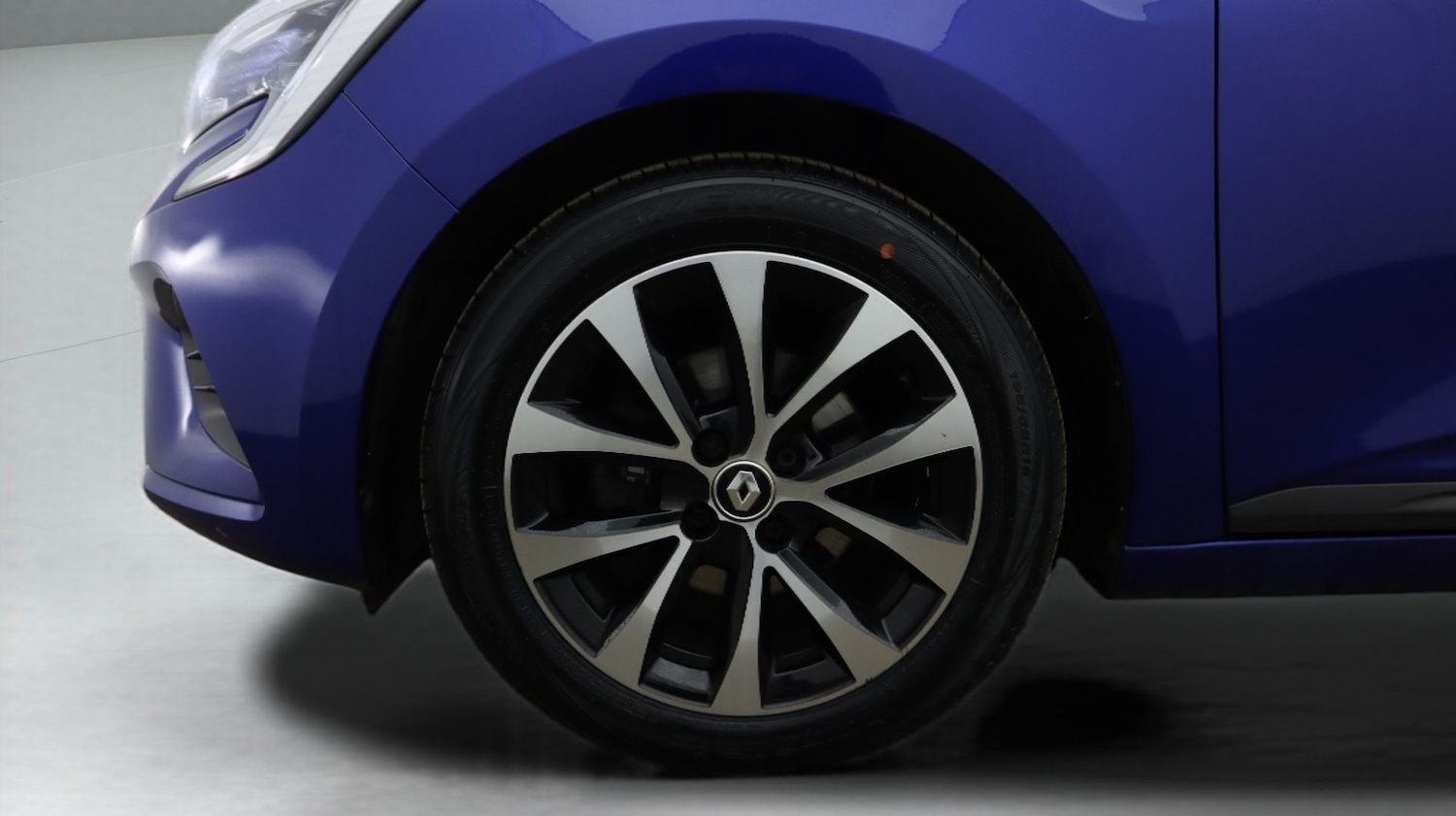 Used Renault Clio 2023 for sale - 77991858: Photo 18