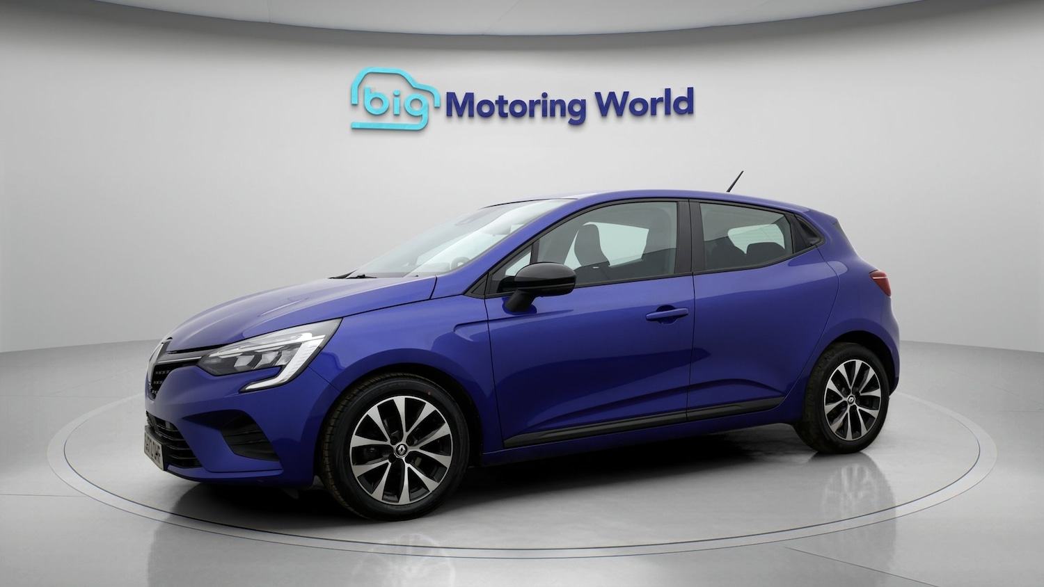 Used Renault Clio 2023 for sale - 77991858: Photo 3