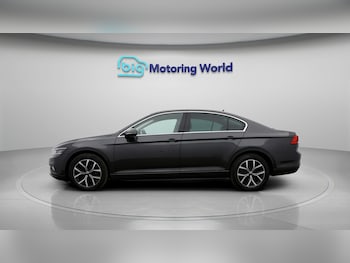Used Volkswagen Passat 2022 for sale - 78745126: Photo
