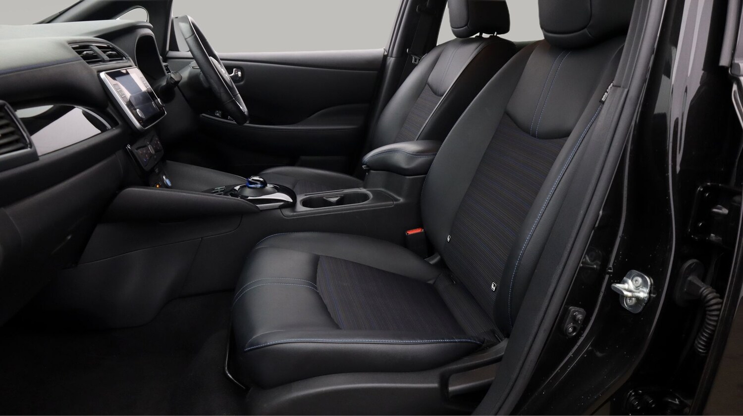 Used Nissan Leaf 2020 for sale - 78155636: Photo 14