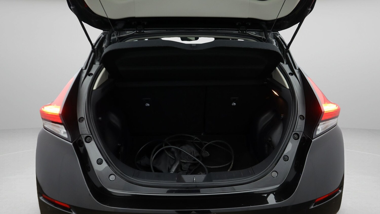 Used Nissan Leaf 2020 for sale - 78155636: Photo 17