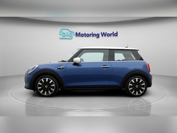 Used MINI Electric Hatch 2023 for sale - 79218805: Photo