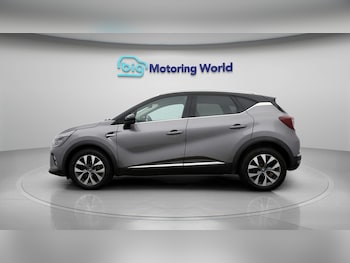 Used Renault Captur 2021 for sale - 78064300: Photo