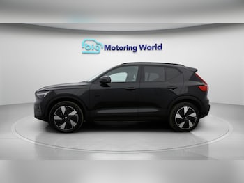 Used Volvo XC40 2023 for sale - 79507993: Photo