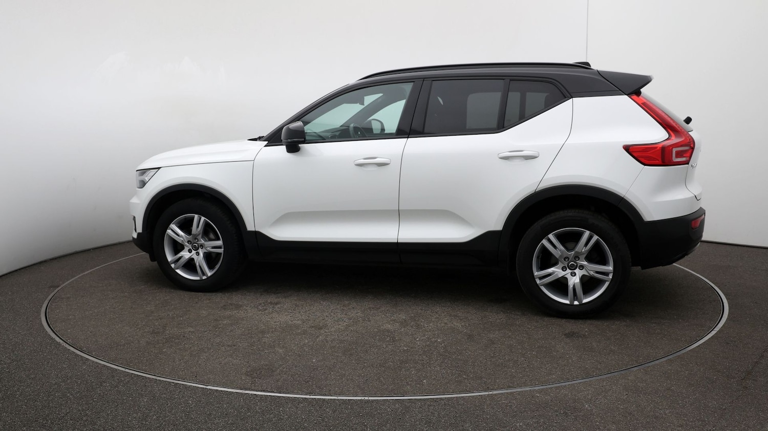 Used Volvo XC40 2020 for sale - 77137165: Photo 25