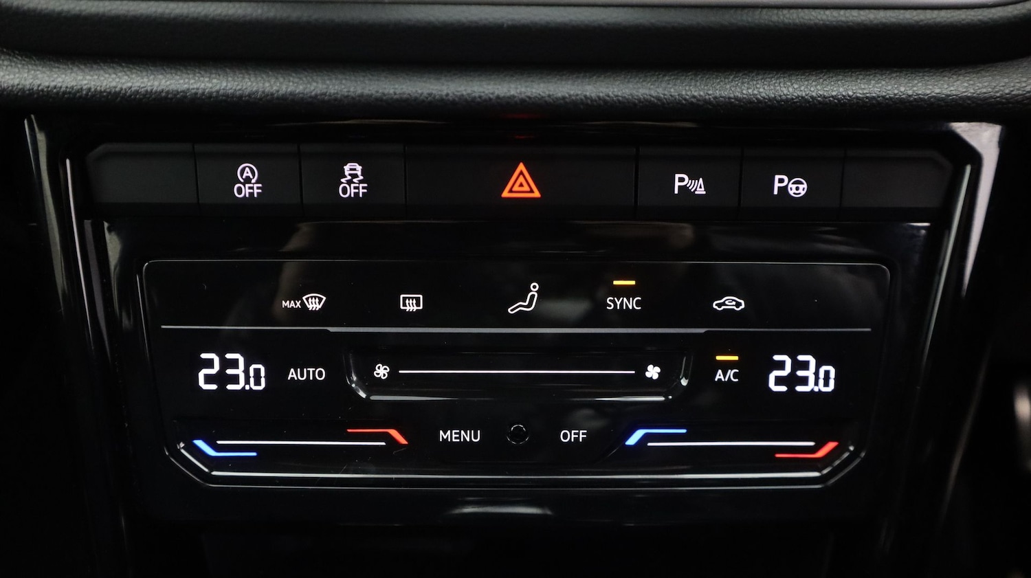 Used Volkswagen T-Roc 2023 for sale - 77274730: Photo 12