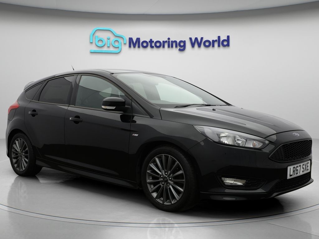 Used Ford Focus 2017 for sale - 77116458: Photo 1
