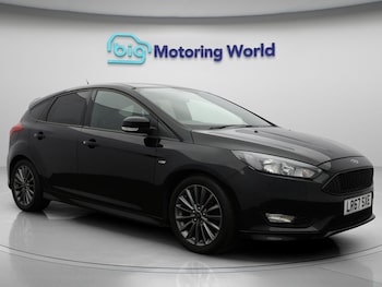 Used Ford Focus 2017 for sale - 77116458: Photo