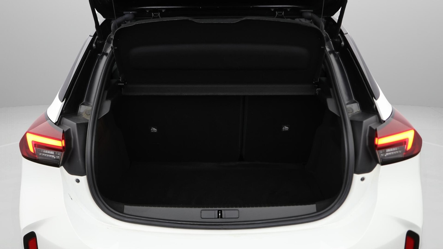 Used Vauxhall Corsa 2023 for sale - 76388540: Photo 18