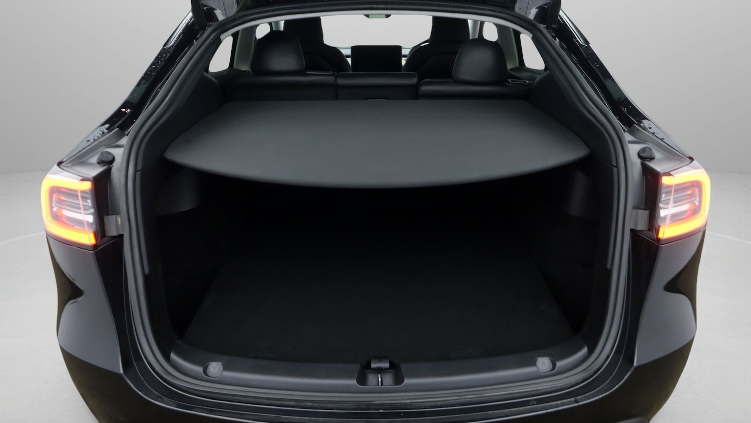 Used Tesla Model Y 2022 for sale - 77669382: Photo 17