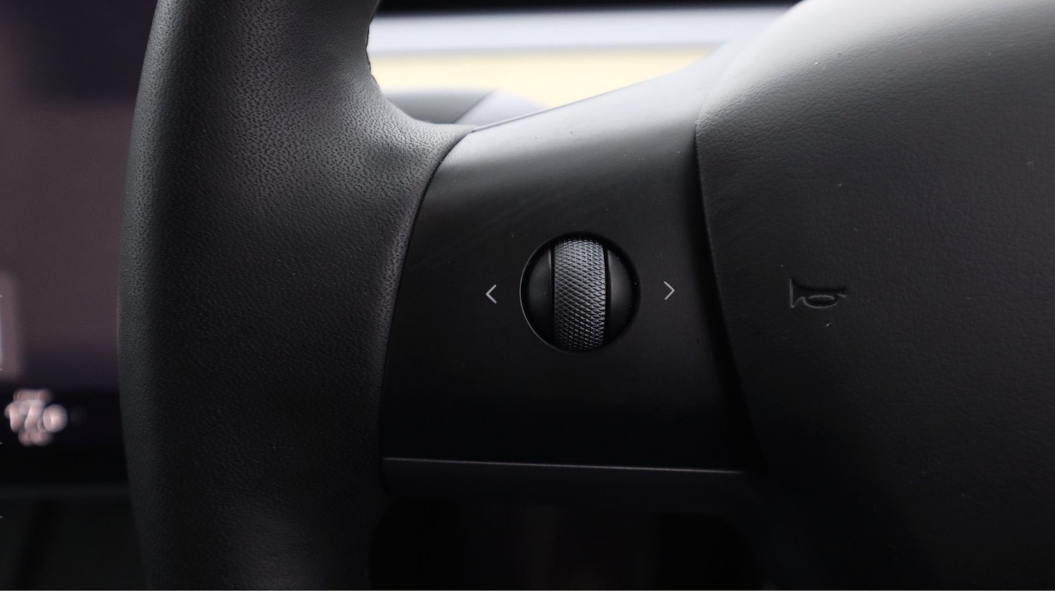 Used Tesla Model Y 2022 for sale - 77669382: Photo 23