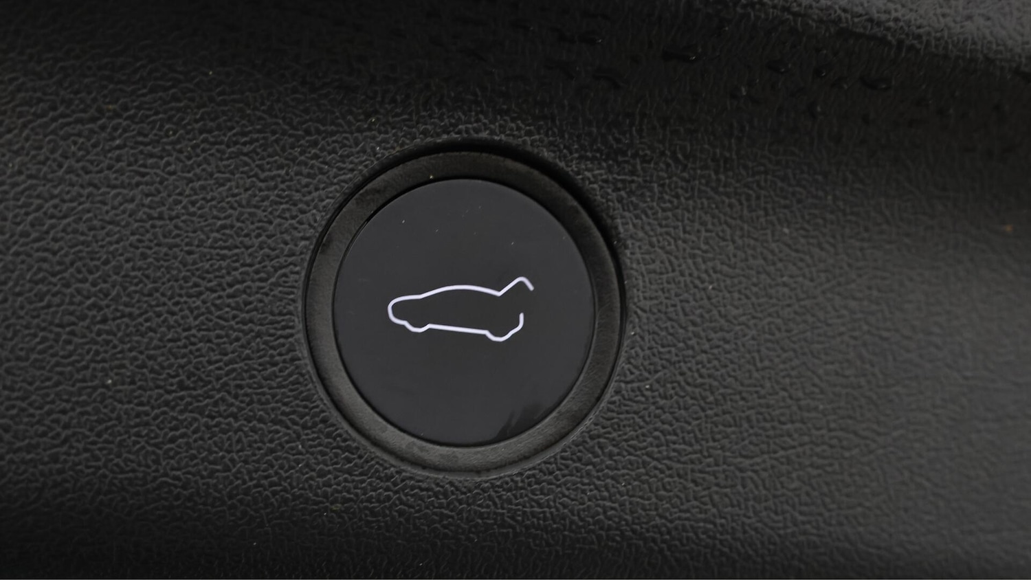 Used Tesla Model Y 2022 for sale - 76136405: Photo 23