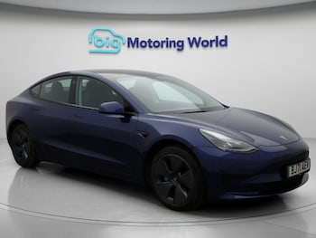 Tesla - Model 3