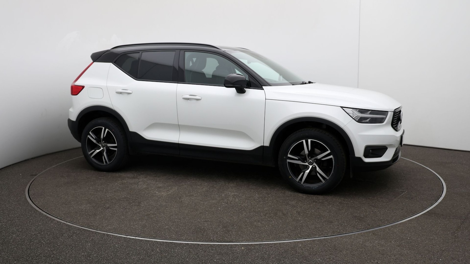 Used Volvo XC40 2020 for sale - 76811951: Photo 39