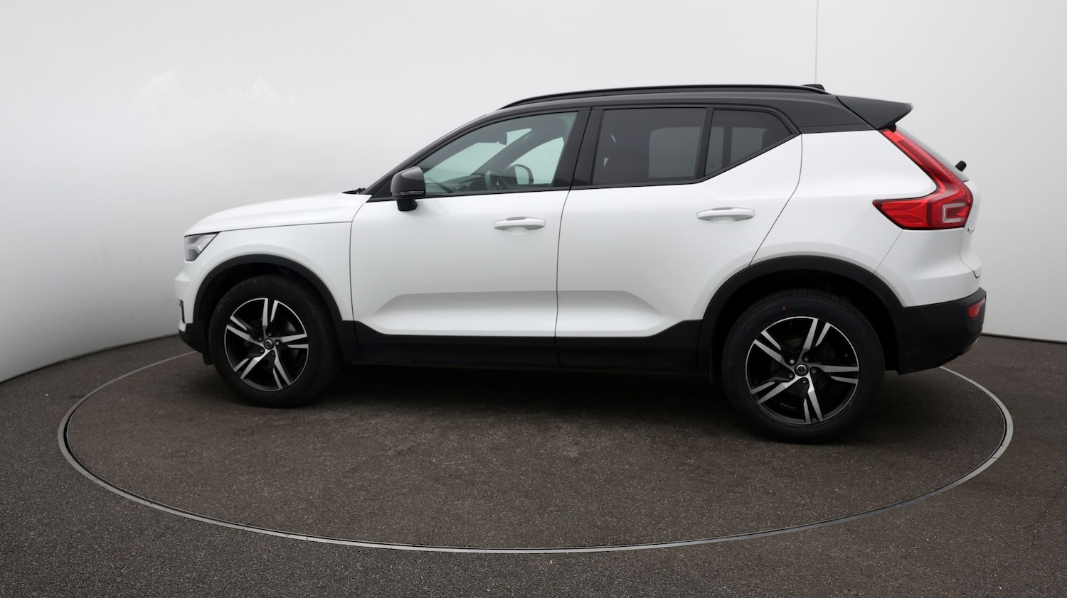 Used Volvo XC40 2020 for sale - 76811951: Photo 51