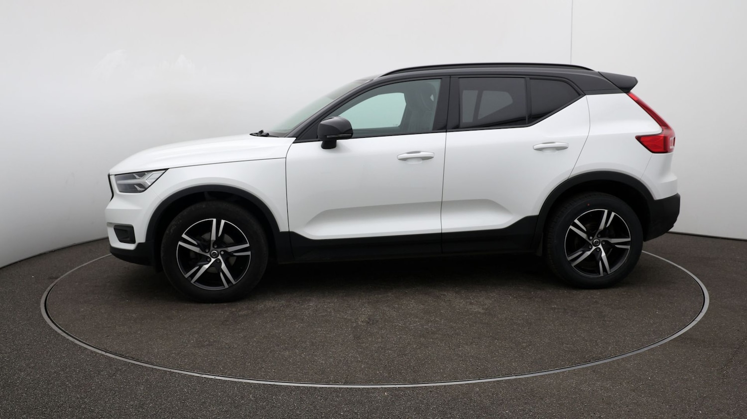 Used Volvo XC40 2020 for sale - 76811951: Photo 58