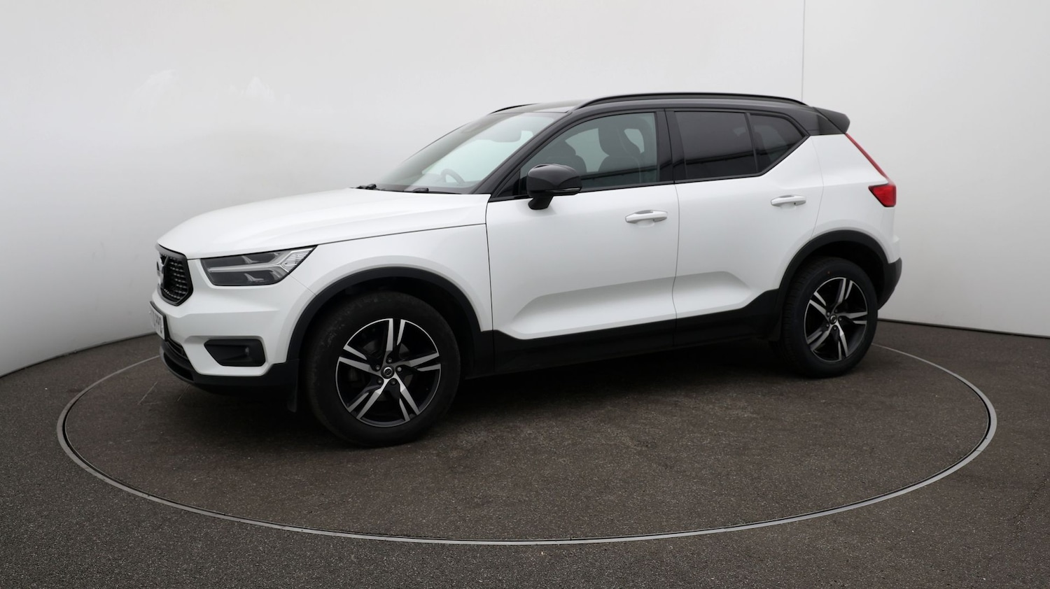 Used Volvo XC40 2020 for sale - 76811951: Photo 60