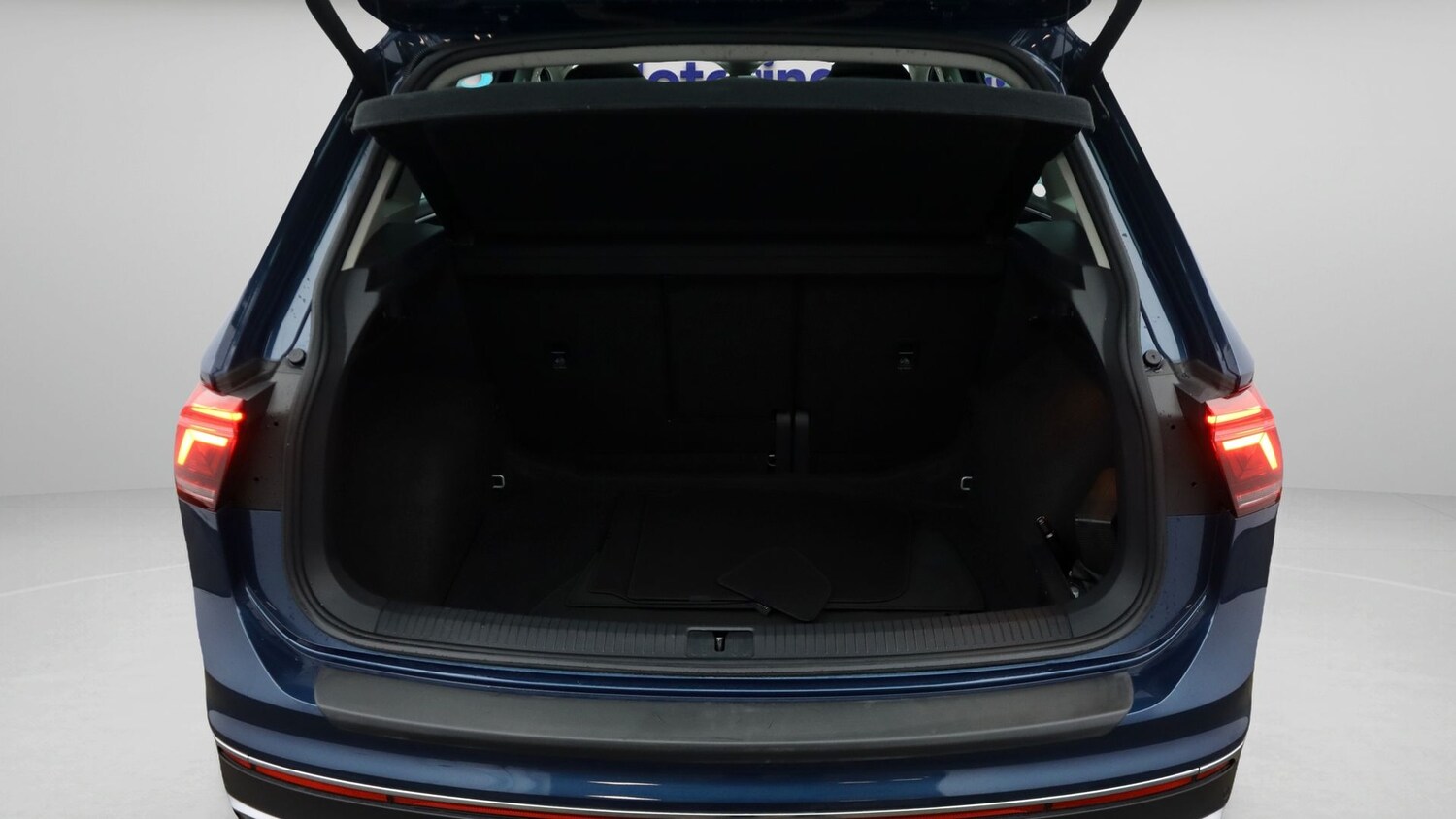 Used Volkswagen Tiguan 2021 for sale - 77296371: Photo 17