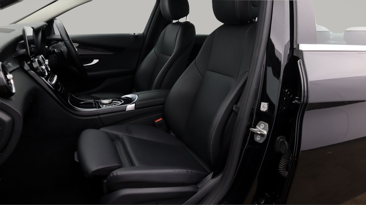 Used Mercedes-Benz C Class 2020 for sale - 78065392: Photo 14