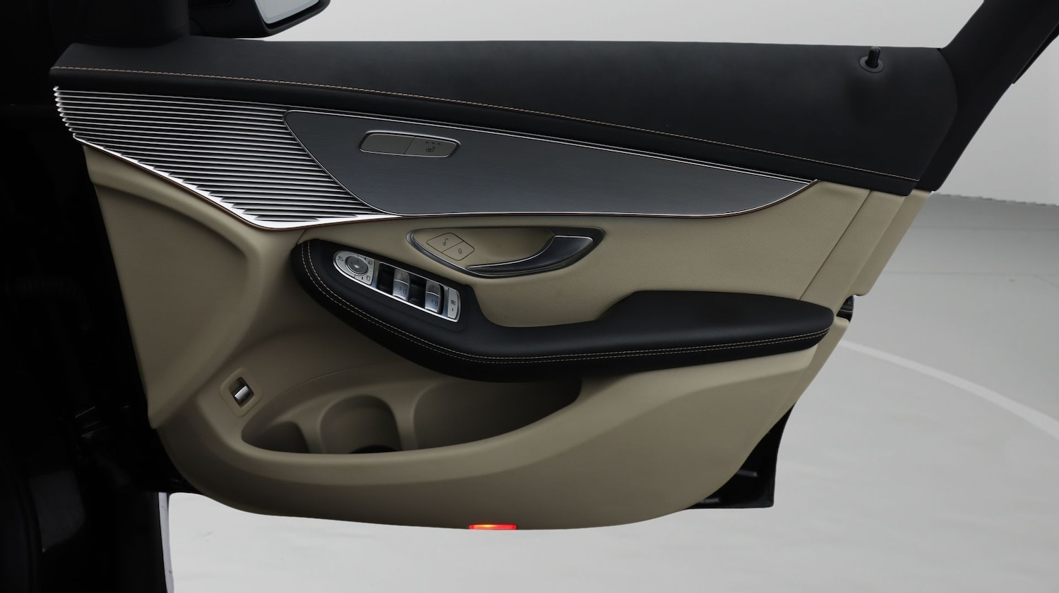 Used Mercedes-Benz EQC 2021 for sale - 77277162: Photo 15