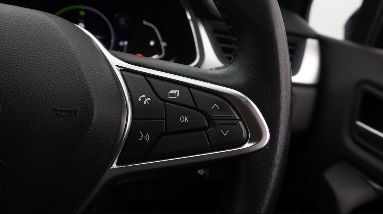 Used Renault Captur 2022 for sale - 77953771: Photo 23