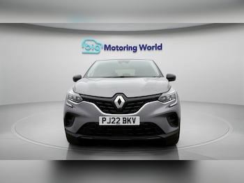 Used Renault Captur 2022 for sale - 77953771: Photo
