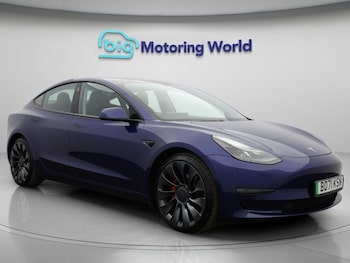 Tesla - Model 3