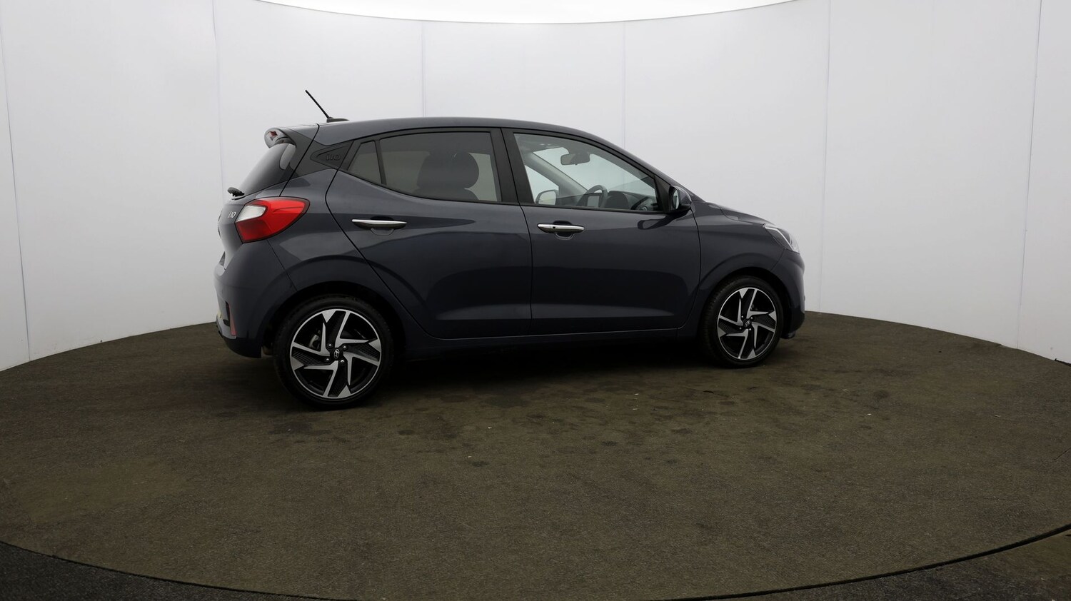 Used Hyundai i10 for sale - 76810666: Photo 52