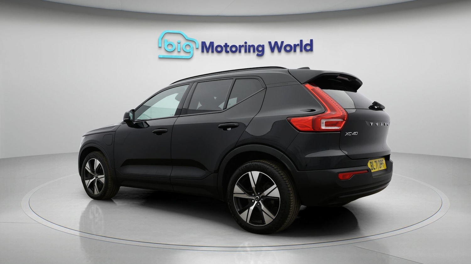 Used Volvo XC40 2021 for sale - 77935933: Photo 5