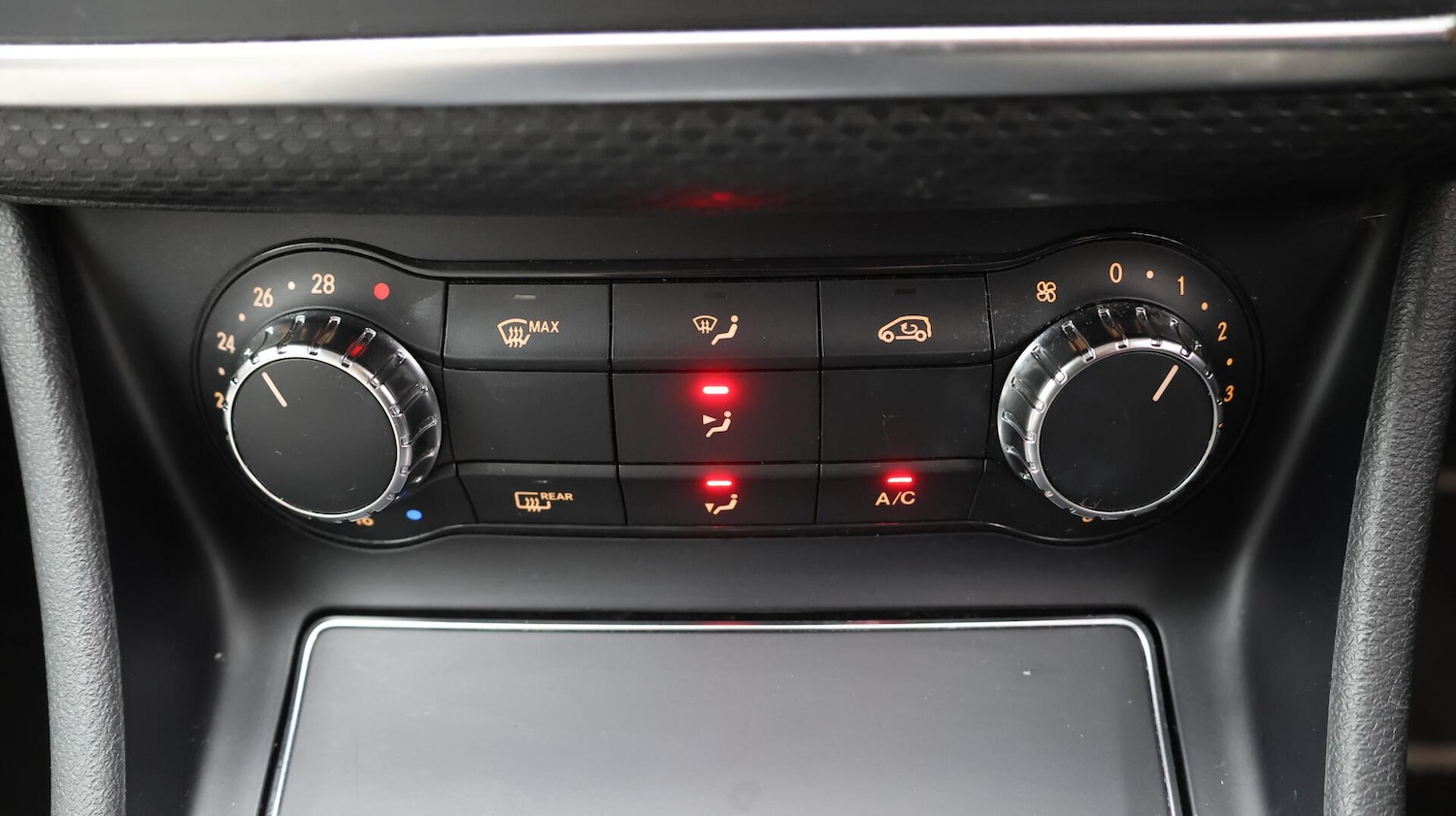 Used Mercedes-Benz A-Class 2017 for sale - 76671598: Photo 13