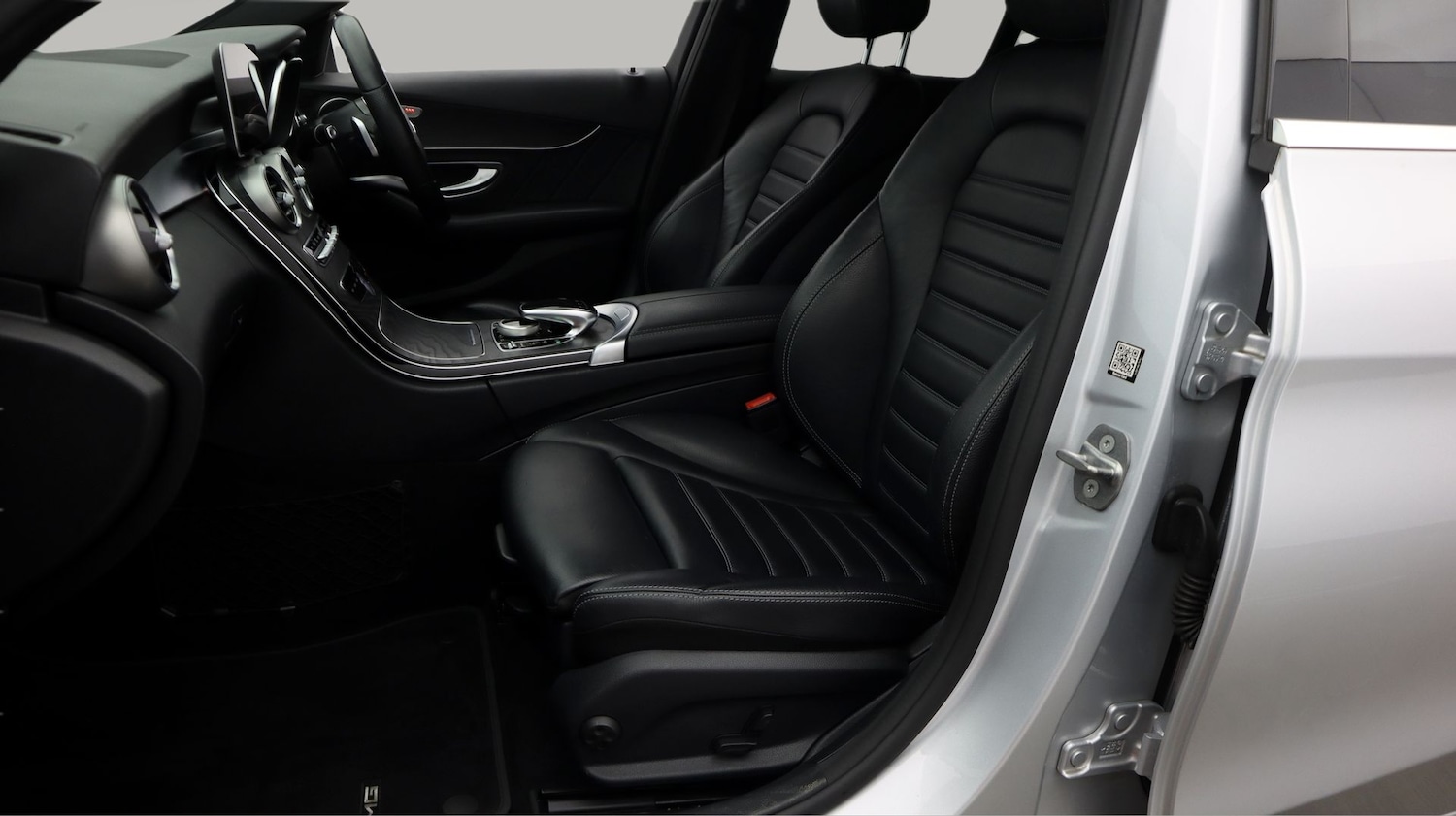 Used Mercedes-Benz C Class 2020 for sale - 77818503: Photo 14