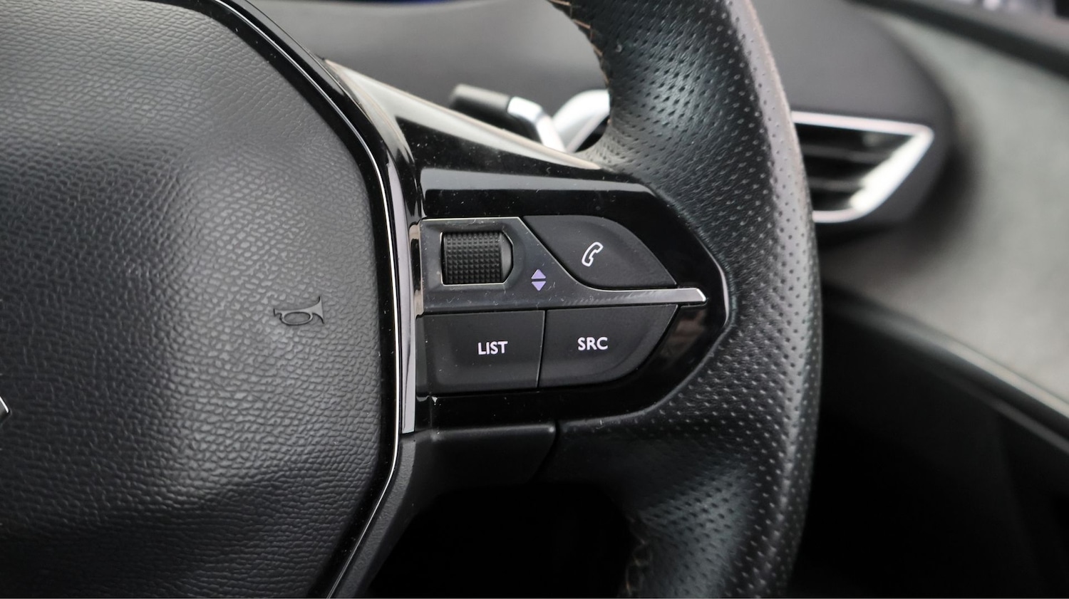 Used Peugeot 5008 2023 for sale - 78075182: Photo 24