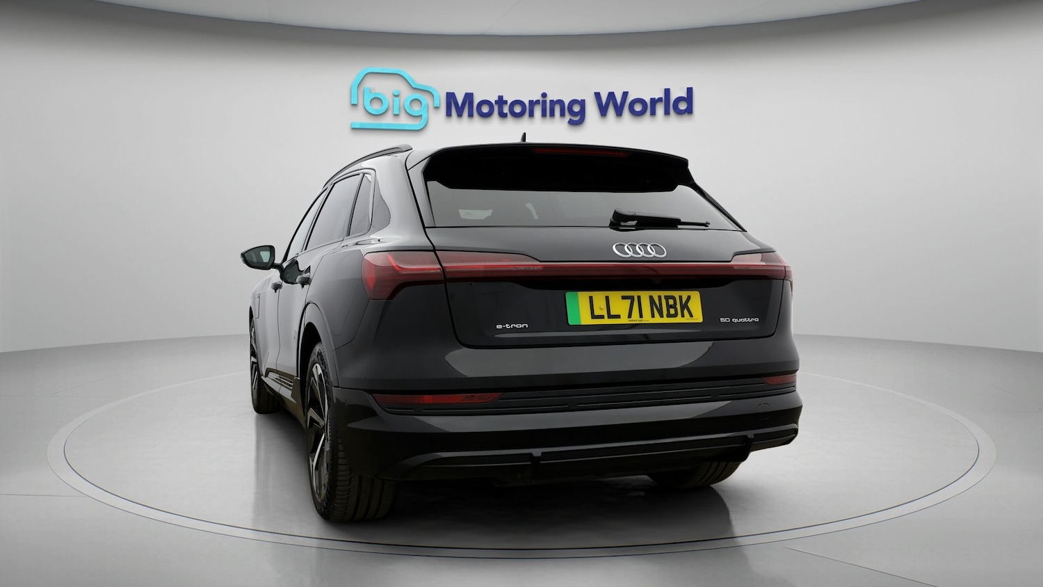 Used Audi e-tron 2021 for sale - 77764300: Photo 2